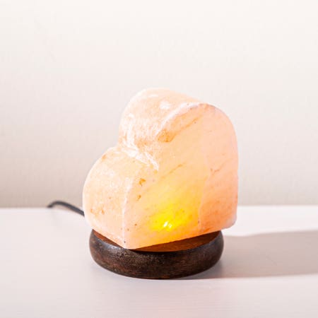 Brookstone Himalyan 'Heart' Crystal Salt Lamp Mini USB (Natural)
