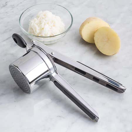 61318 OXO Good Grips Potato Ricer