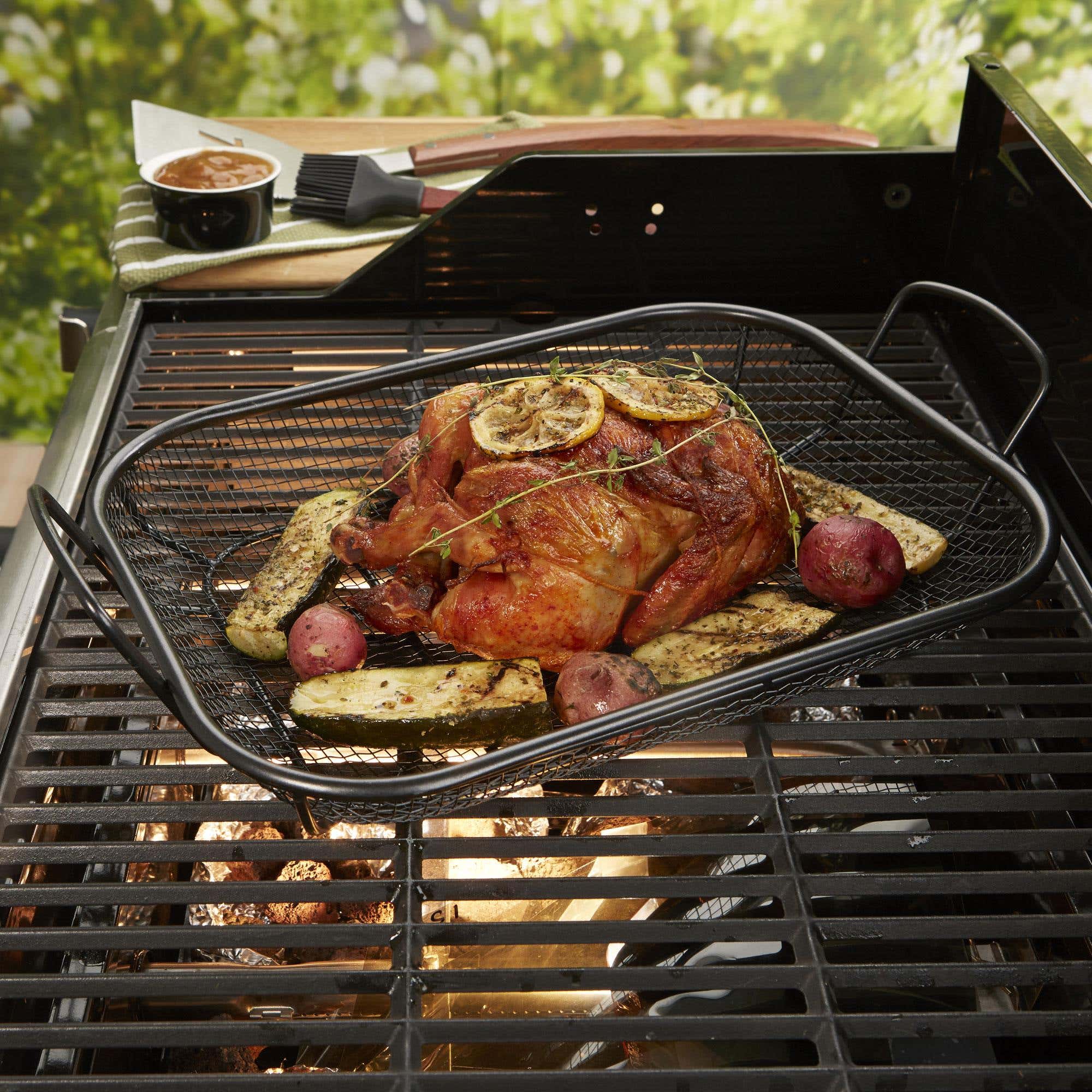 Outset Grill Garlic Roaster