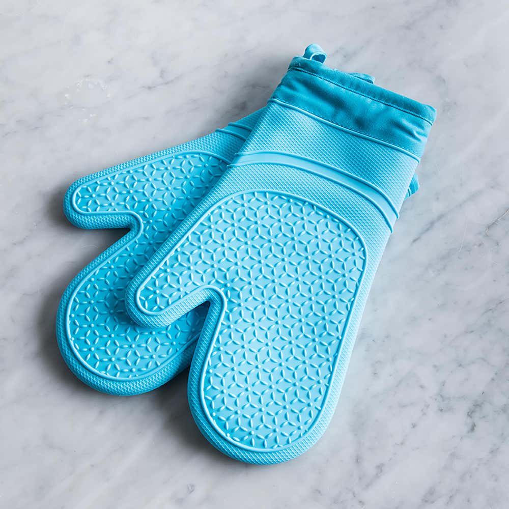 93655_KSP_Luxe_Lined_Silicone_Oven_Mitt___Set_of_2__Light_Blue